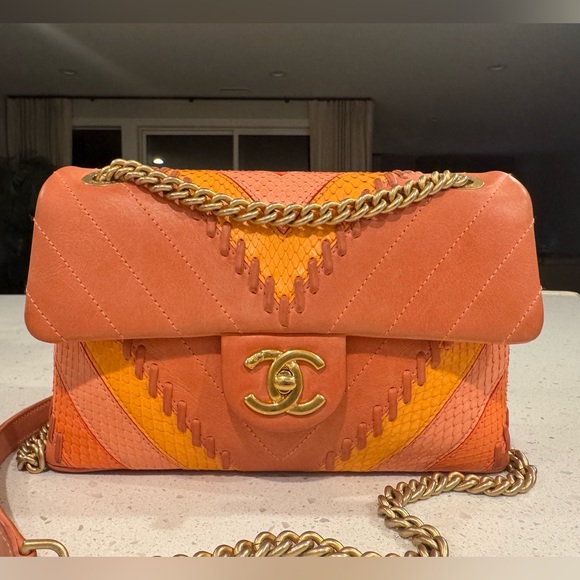 Chanel patches python flap - Picture 1 of 11